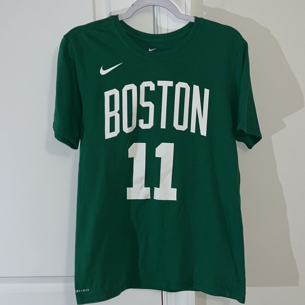 Nike Dri Fit NBA Logo Boston Celtics Jersey T shirt M Men’s The Garden 11